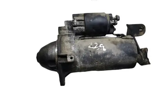 Opel Frontera B Starter motor 0001109015