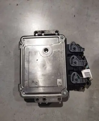 Peugeot 5008 Engine control unit/module 966986680 0281013334