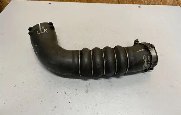 Audi A5 8T 8F Engine coolant pipe/hose 4F0145738F
