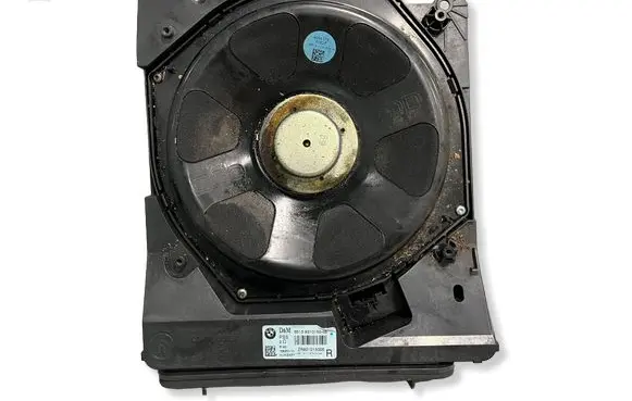 BMW 4 F32 F33 Subwoofer speaker 9210150 ZR921015005 040780350