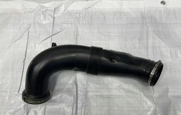 Alfa Romeo Stelvio Air intake hose/pipe 50535223