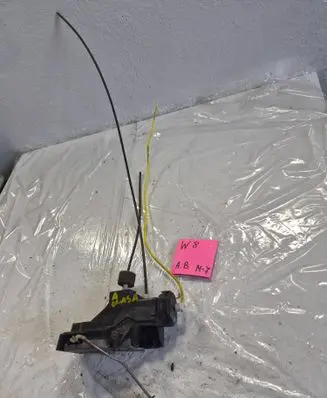 Mercedes-Benz A W168 Front door lock 56526