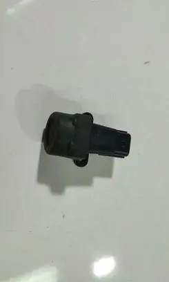 Jaguar X-Type Fuel cut-off switch 