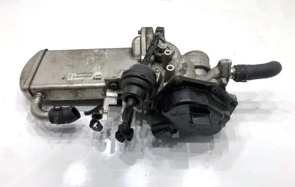 Audi A4 S4 B8 8K EGR valve MM114C4