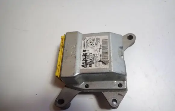 Renault Espace IV Airbag control unit/module 8200435005