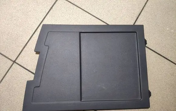Lexus NX Battery box tray cover/lid 5849178010