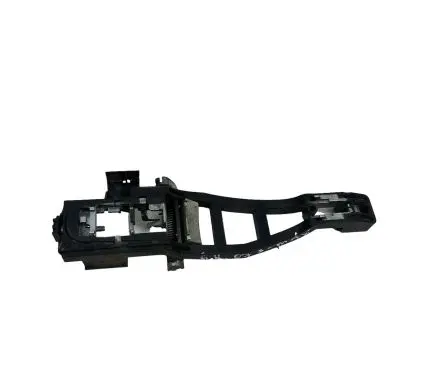 Rear door exterior handle/bracket