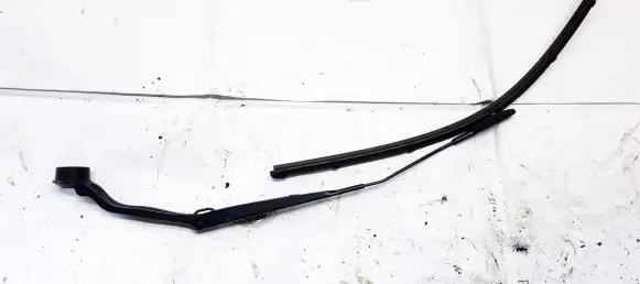 Ford Kuga II Front wiper blade arm