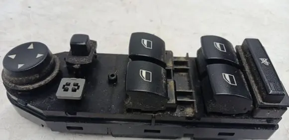 BMW 5 E60 E61 Electric window control switch 6951926