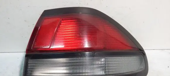 Mazda 626 Rear/tail lights 22061825 5307301