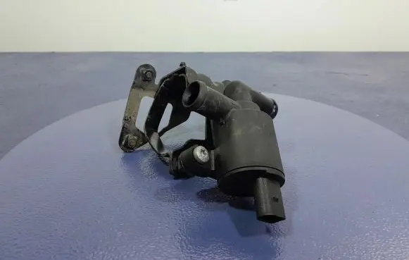 Audi A6 S6 C7 4G Water pump 4H0121671B