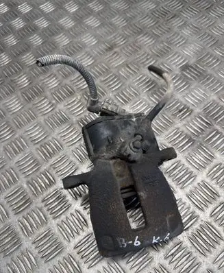 Volkswagen PASSAT B6 Rear brake caliper 5N0615403