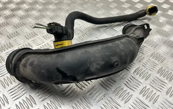 Citroen DS5 Intercooler hose/pipe M06021A152