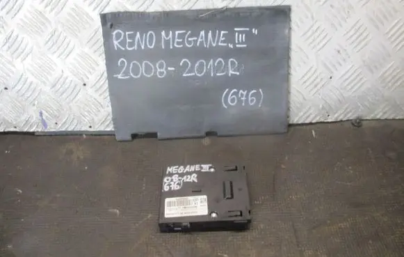 Renault Megane III Gateway control module 285909828R