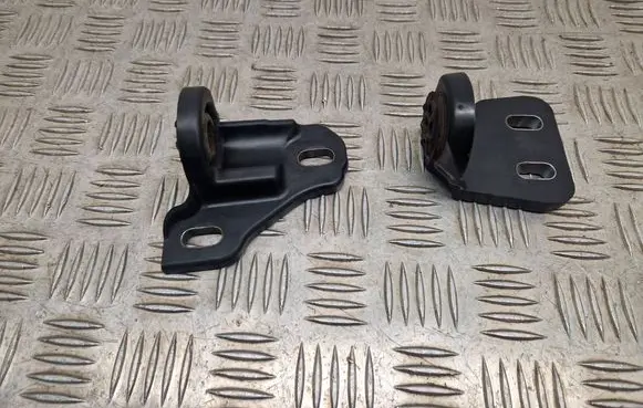 Renault Espace V (RFC) Radiator mount bracket 215145780R