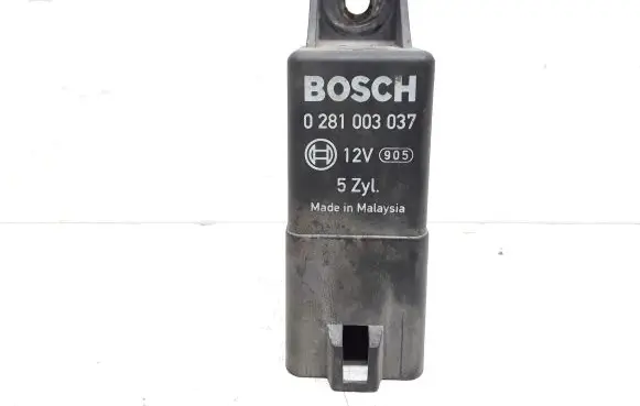 Volvo V50 Glow plug pre-heat relay 8692859 0281003037