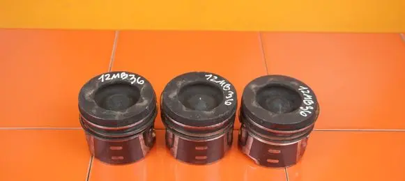 Peugeot 2008 I Piston 174 9HD
