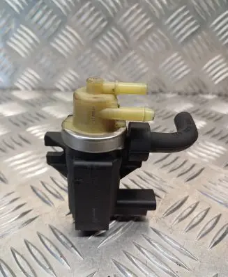 Citroen C4 I Picasso Turbo solenoid valve 9672875080