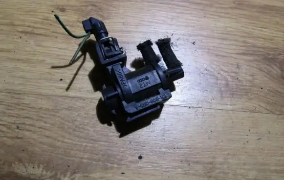 Seat Toledo II (1M) Turbo solenoid valve 191906283a 191-906-283-a