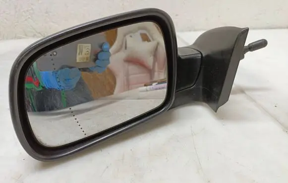 Manual wing mirror