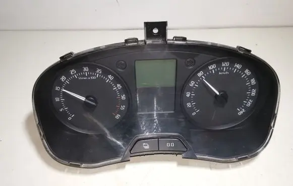 Skoda Fabia Mk2 (5J) Speedometer (instrument cluster) 5J0920801D