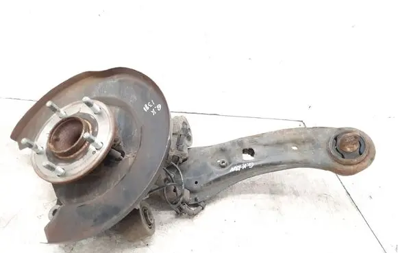 Fiat Freemont Rear wheel hub spindle/knuckle 04779908AB
