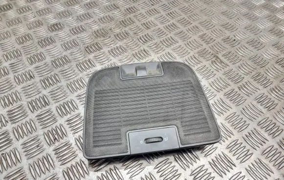 Volkswagen Golf Plus Dash center air vent grill 5m0819153b