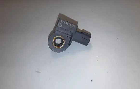 Volvo V40 Airbag deployment crash/impact sensor 31387891