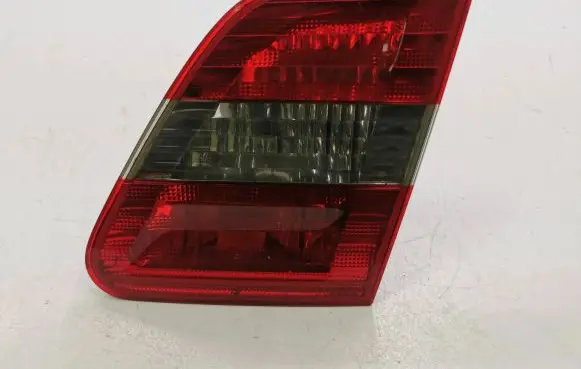 Mercedes-Benz B W245 Tailgate rear/tail lights A1698201664