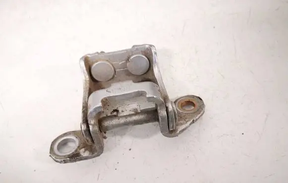 Honda CR-V Rear door lower hinge 