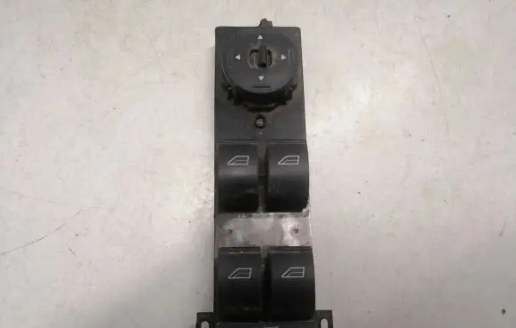 Electric window control switch