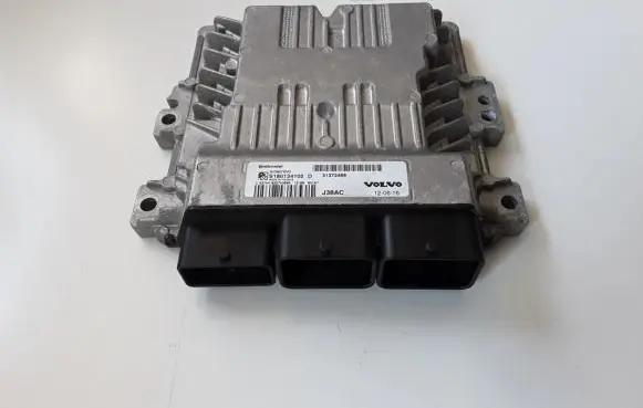 Volvo V60 Engine control unit/module 31372489