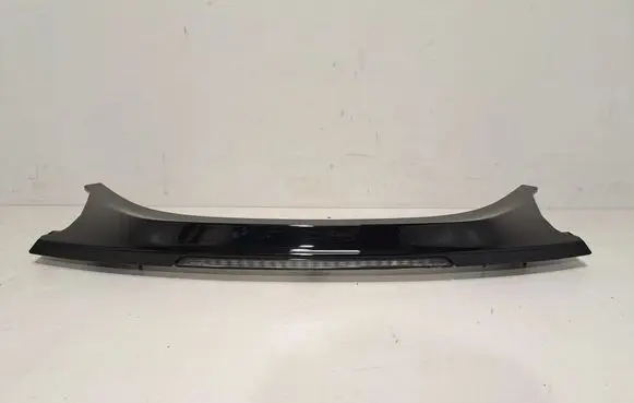 BMW i8 Third/center stoplight 7310780 7373727