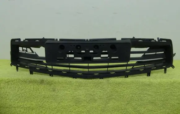 Chevrolet Camaro Front bumper lower grill 23505813