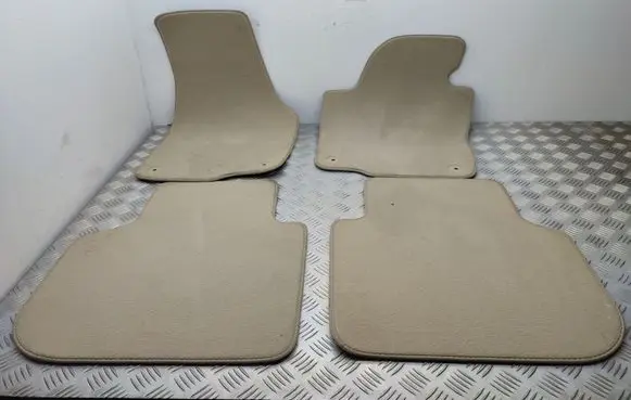 Volkswagen PASSAT B7 USA Car floor mat set 