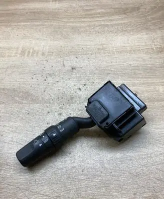 Mazda 5 Indicator stalk 17D682