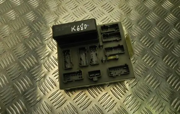 Ford Focus Fuse box set 98AG14K150AF K680