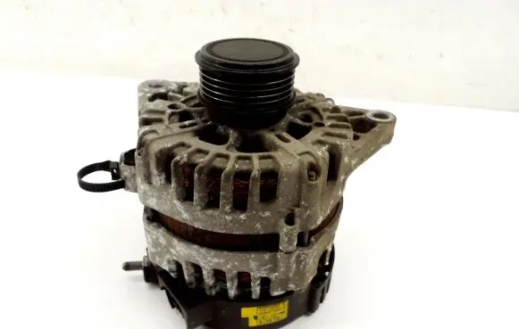 KIA Ceed Generator/alternator 373002A850
