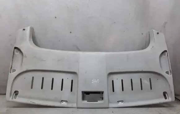 Volkswagen Caddy Tailgate/boot lid cover trim 