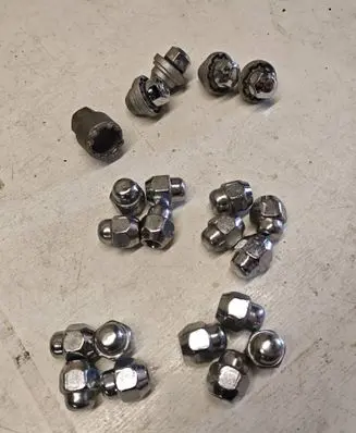 Hyundai Tucson IV NX4 Nuts/bolts 