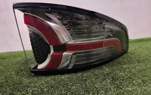 Land Rover Discovery 5 Rear/tail lights FK7213405 001856950
