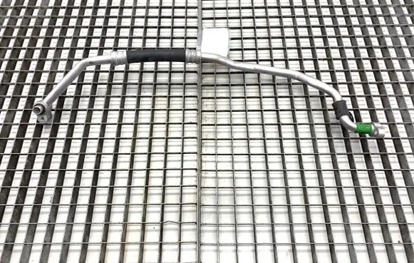 Air conditioning (A/C) pipe/hose