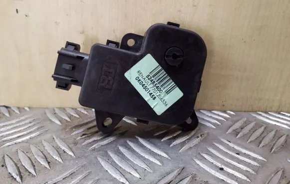 Renault Laguna II Air flap motor/actuator 7701206536 52485400
