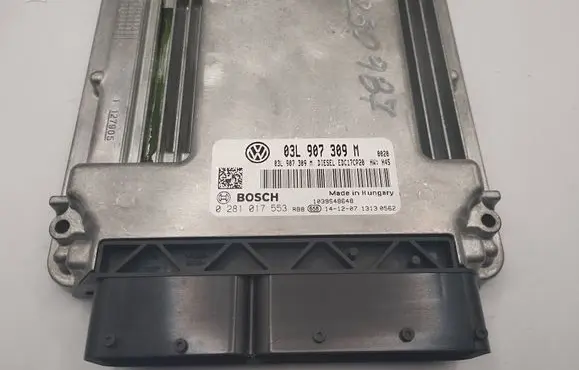 Volkswagen Transporter - Caravelle T5 Engine control unit/module 03L907309M 0281017553