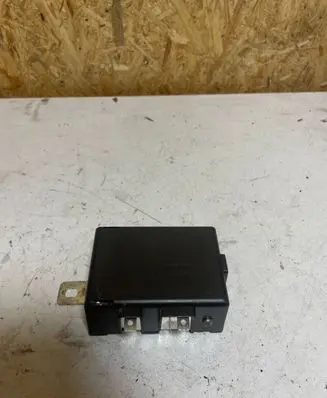 Mercedes-Benz ML W163 Aerial antenna amplifier 1638200289