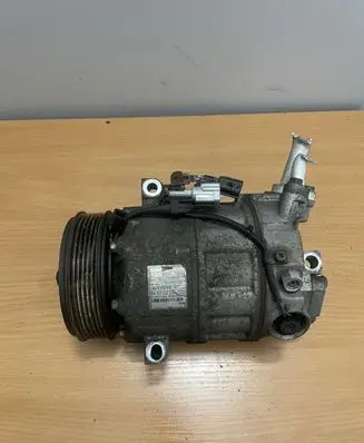 Nissan Qashqai Air conditioning (A/C) compressor (pump) 926001GZ0A 9200909753