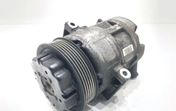 Opel Corsa D Air conditioning (A/C) compressor (pump) 55703721