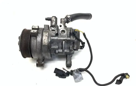 BMW 5 F10 F11 Power steering pump 678890904 LH2115721