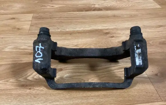Opel Insignia A Front Brake Caliper Pad/Carrier 13229151
