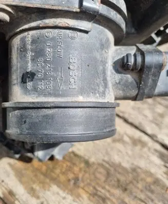 Volvo S60 Mass air flow meter 0280218108 8670112